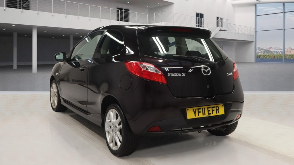 Used Mazda Mazda2 2011 for sale - 76560089: Photo 3