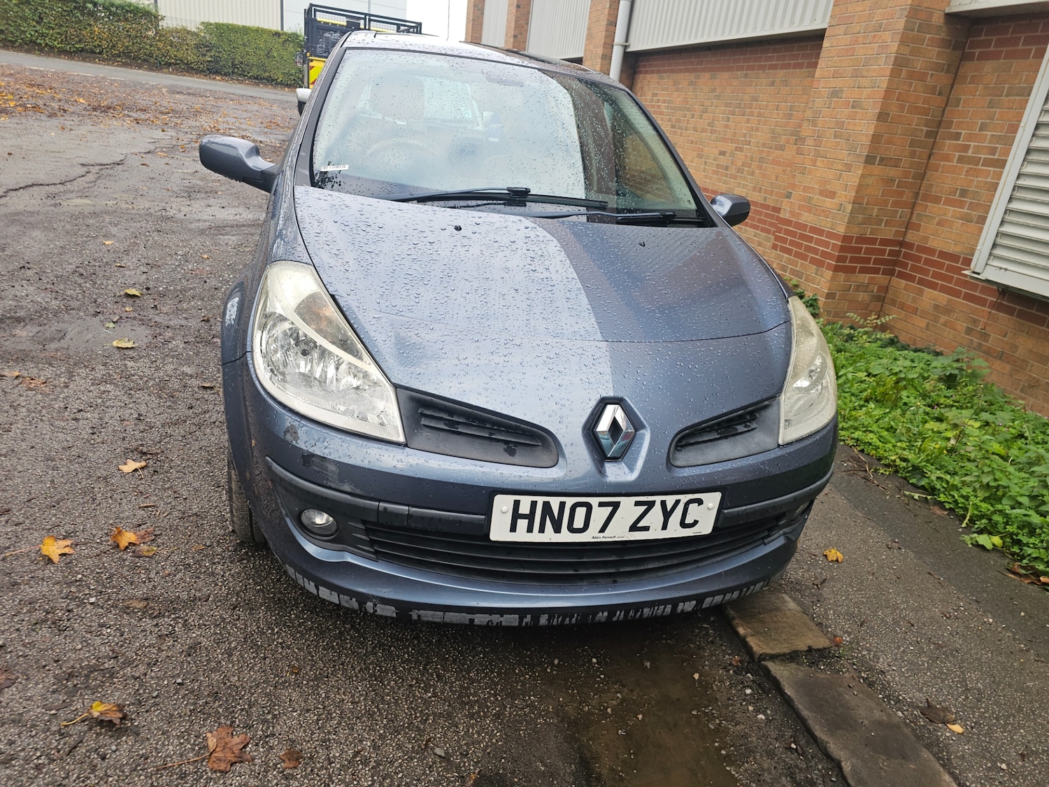 Used Renault Clio 2007 for sale - 76374811: Photo 2