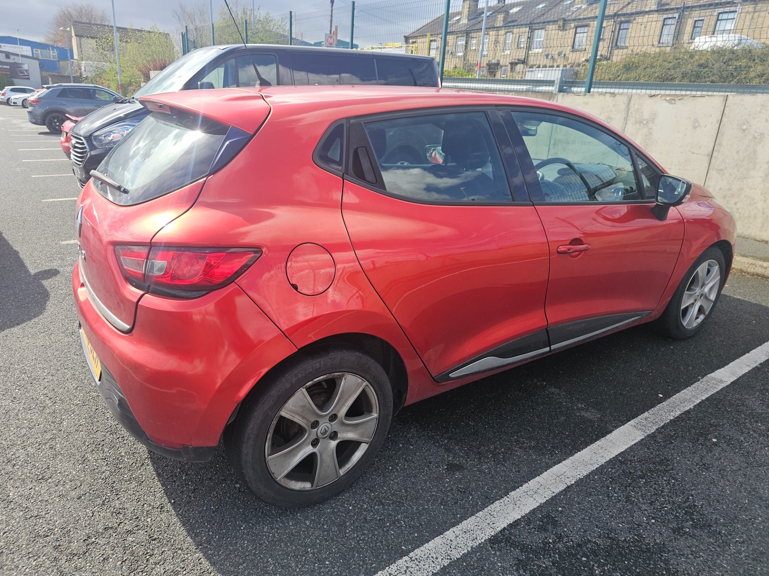 Used Renault Clio 2015 for sale - 78219083: Photo 4