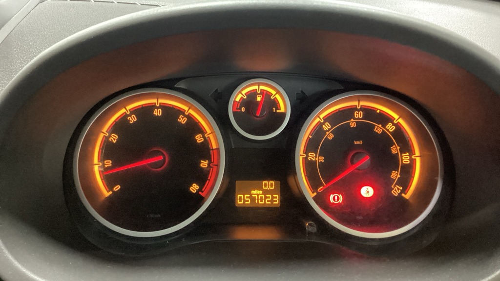 Used Vauxhall Corsa 2014 for sale - 77160671: Photo 10