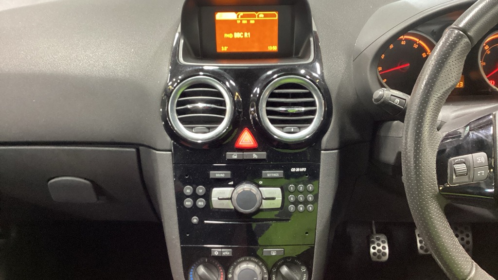 Used Vauxhall Corsa 2014 for sale - 77160671: Photo 11