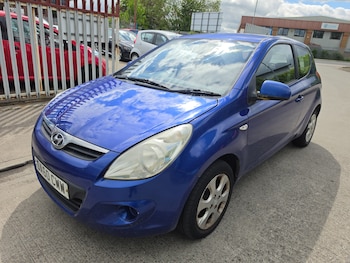 Used Hyundai i20 2011 for sale - 78558958: Photo