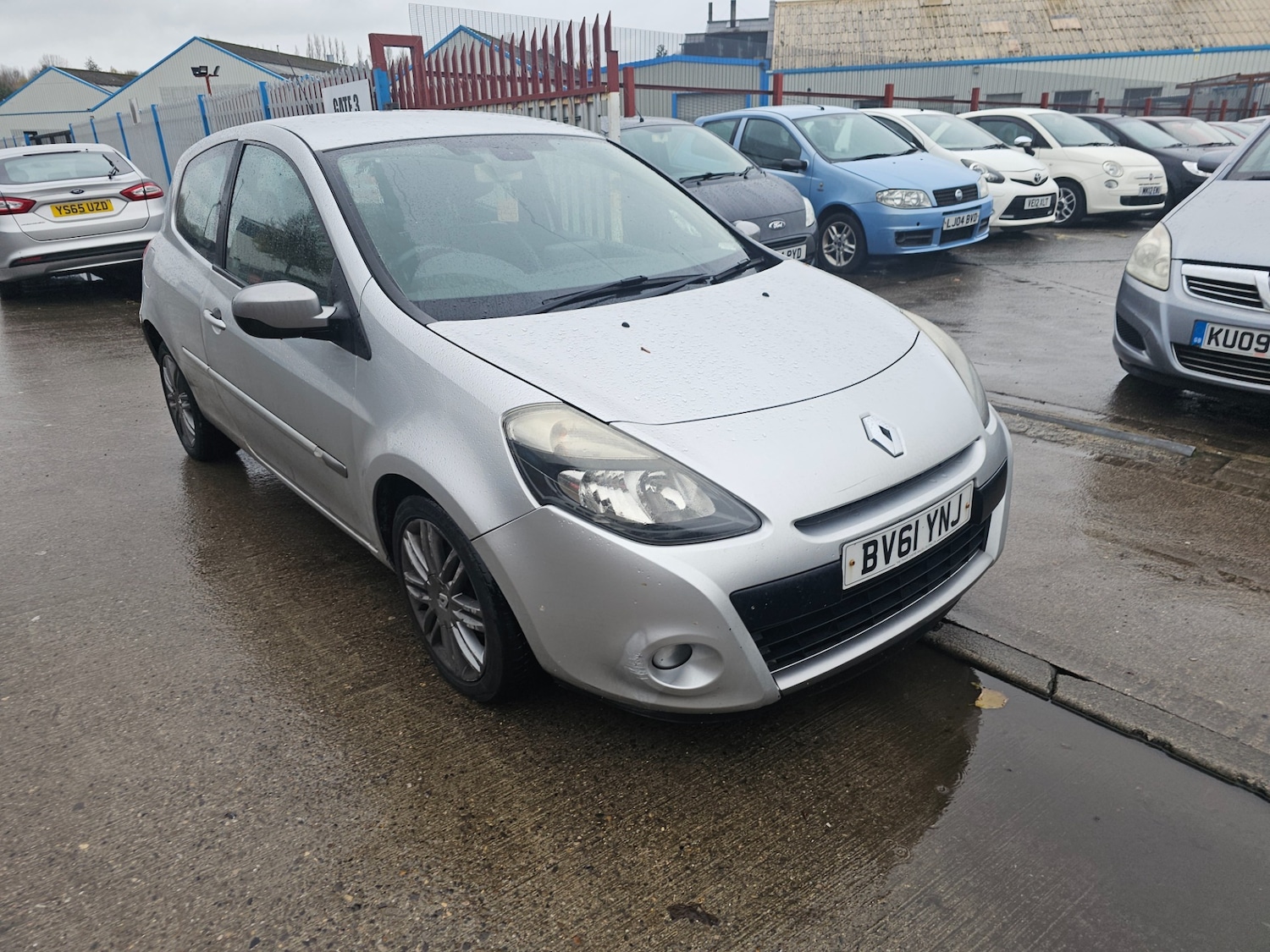 Used Renault Clio 2011 for sale - 76776467: Photo 1