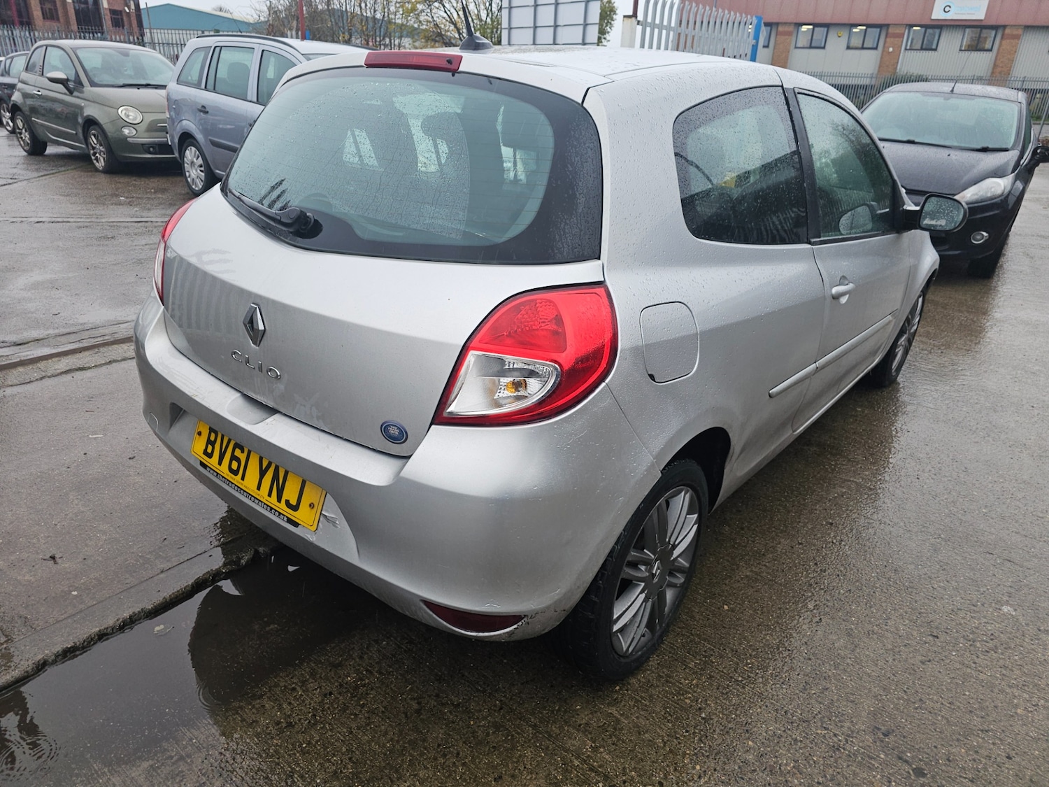 Used Renault Clio 2011 for sale - 76776467: Photo 7