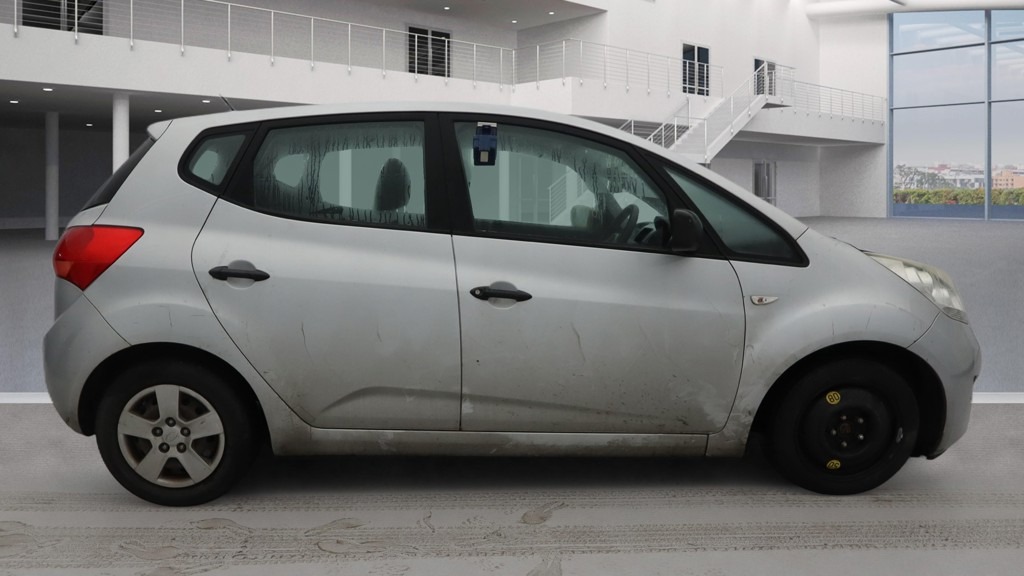 Used Kia Venga 2010 for sale - 77204993: Photo 3