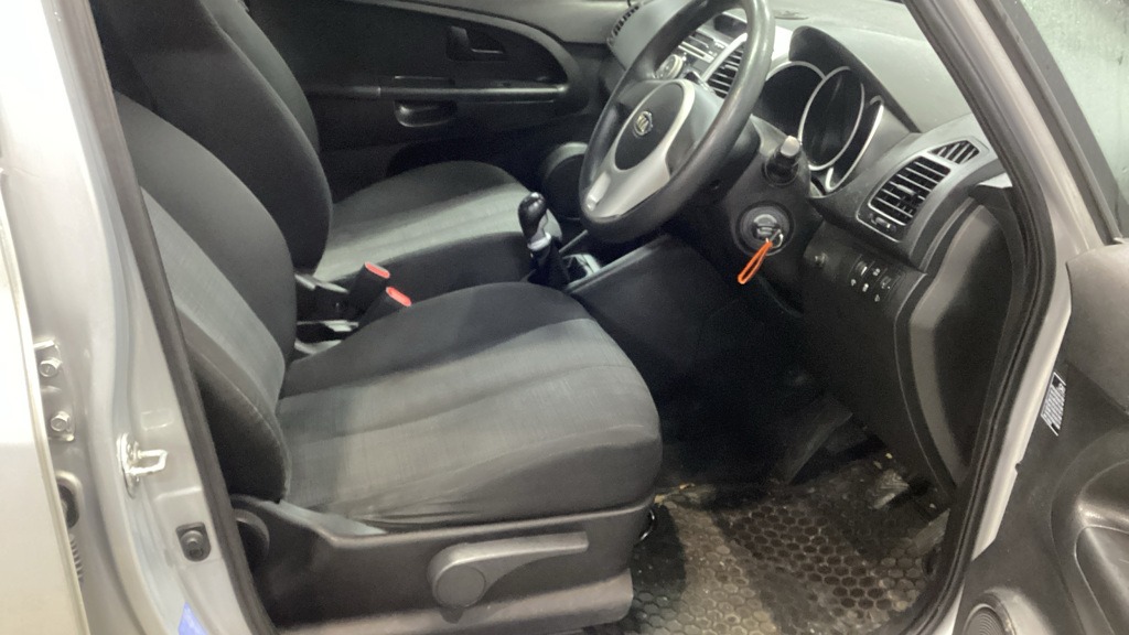 Used Kia Venga 2010 for sale - 77204993: Photo 7