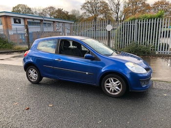 Used Renault Clio 2009 for sale - 76517718: Photo