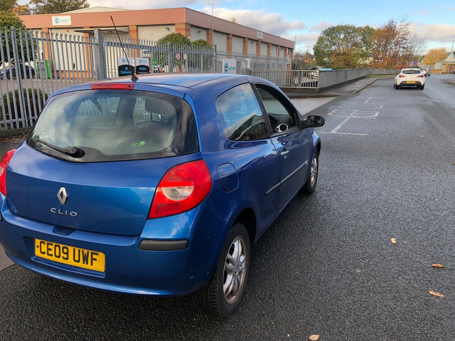 Used Renault Clio 2009 for sale - 76517718: Photo 8
