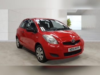 Used Toyota Yaris 2010 for sale - 79475197: Photo