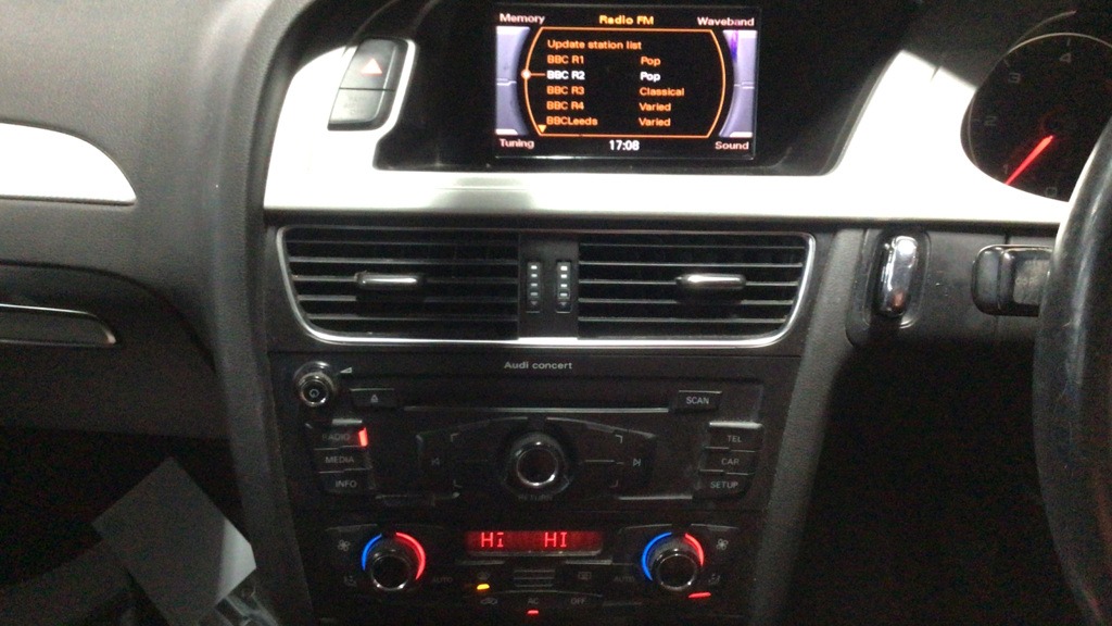 Used Audi A4 2011 for sale - 77122875: Photo 11