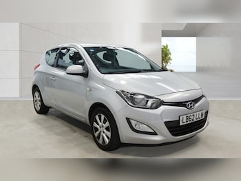 Used Hyundai i20 2012 for sale - 79324170: Photo