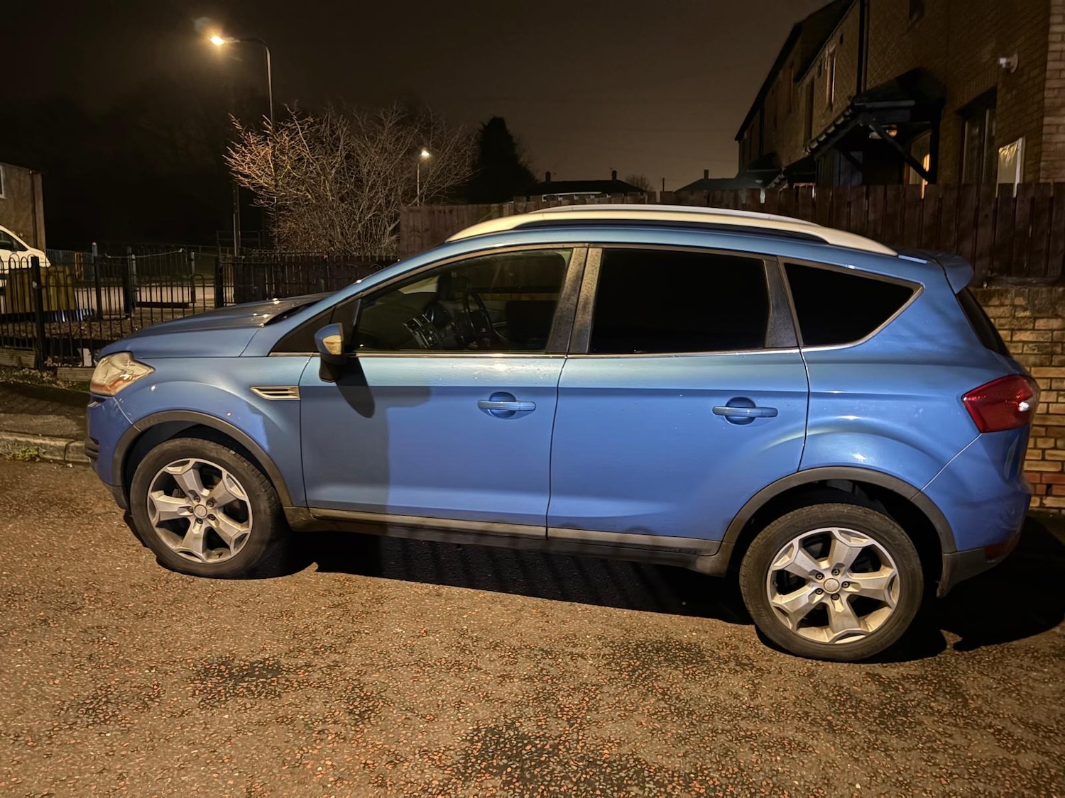 Used Ford Kuga 2009 for sale - 77329416: Photo 2