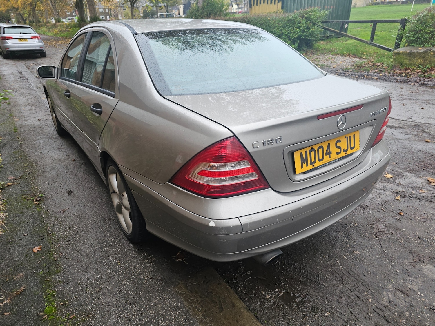 Used Mercedes-Benz C Class 2004 for sale - 76527454: Photo 5