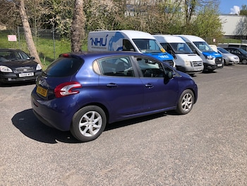 Used Peugeot 208 2015 for sale - 78240597: Photo