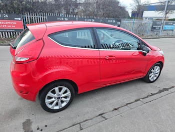 Used Ford Fiesta 2009 for sale - 77071202: Photo