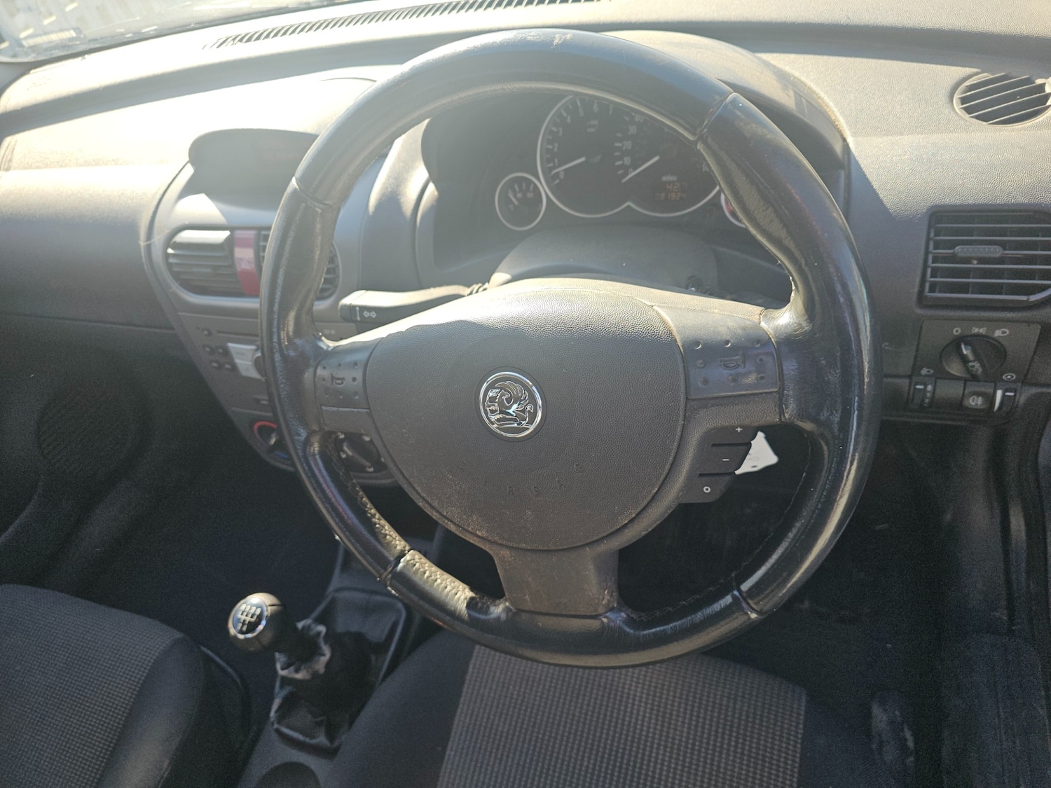 Used Vauxhall Corsa 2005 for sale - 78106001: Photo 10