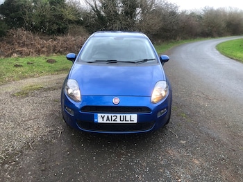 Used Fiat Punto 2012 for sale - 77694556: Photo