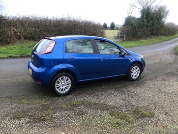 Used Fiat Punto 2012 for sale - 77694556: Photo