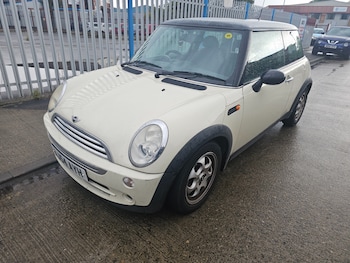 Used MINI Hatch 2004 for sale - 75922344: Photo