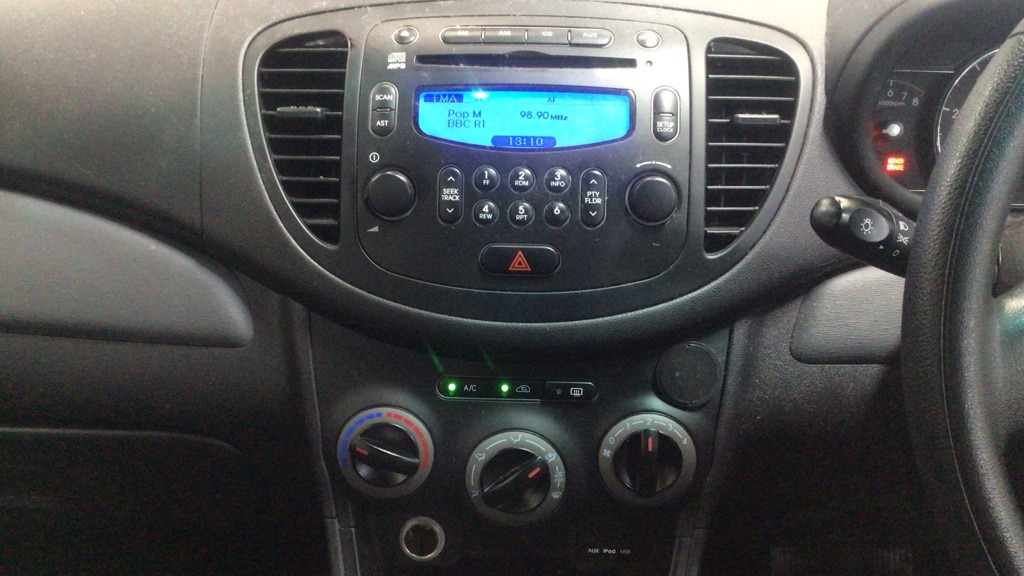 Used Hyundai i10 2012 for sale - 77736248: Photo 11