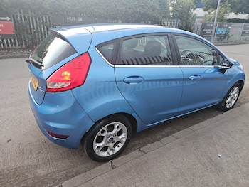 Used Ford Fiesta 2012 for sale - 76025126: Photo