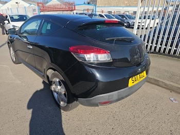 Used Renault Megane 2011 for sale - 77736212: Photo