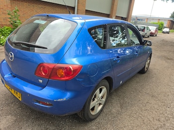 Used Mazda Mazda3 2005 for sale - 78870024: Photo