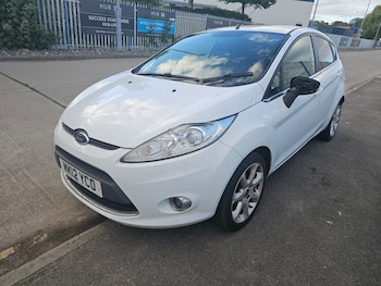 Used Ford Fiesta 2012 for sale - 76025125: Photo