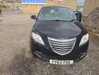 Used Chrysler Ypsilon 2012 for sale - 79559891: Photo