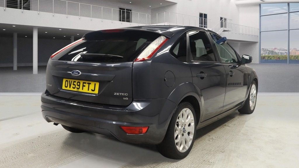 Used Ford Focus 2009 for sale - 76560113: Photo 4