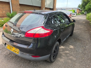 Used Renault Megane 2010 for sale - 78973126: Photo