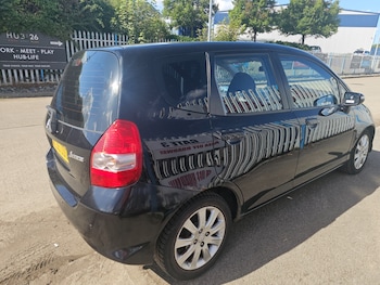 Used Honda Jazz 2006 for sale - 75745453: Photo