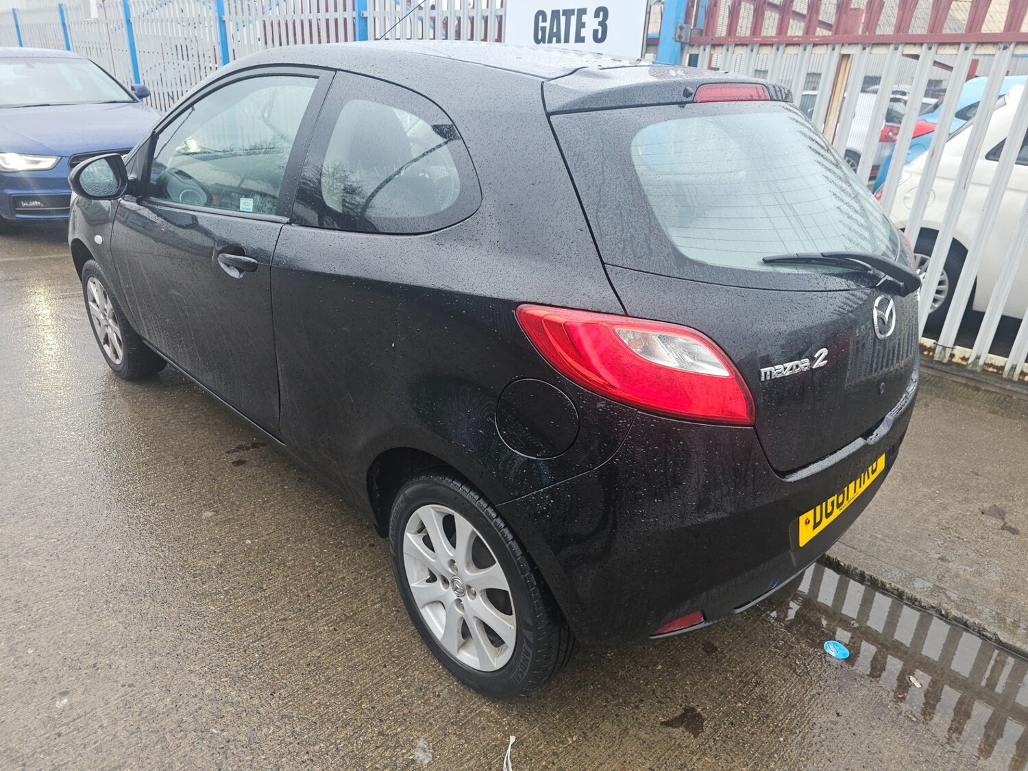 Used Mazda Mazda2 2011 for sale - 77360861: Photo 6