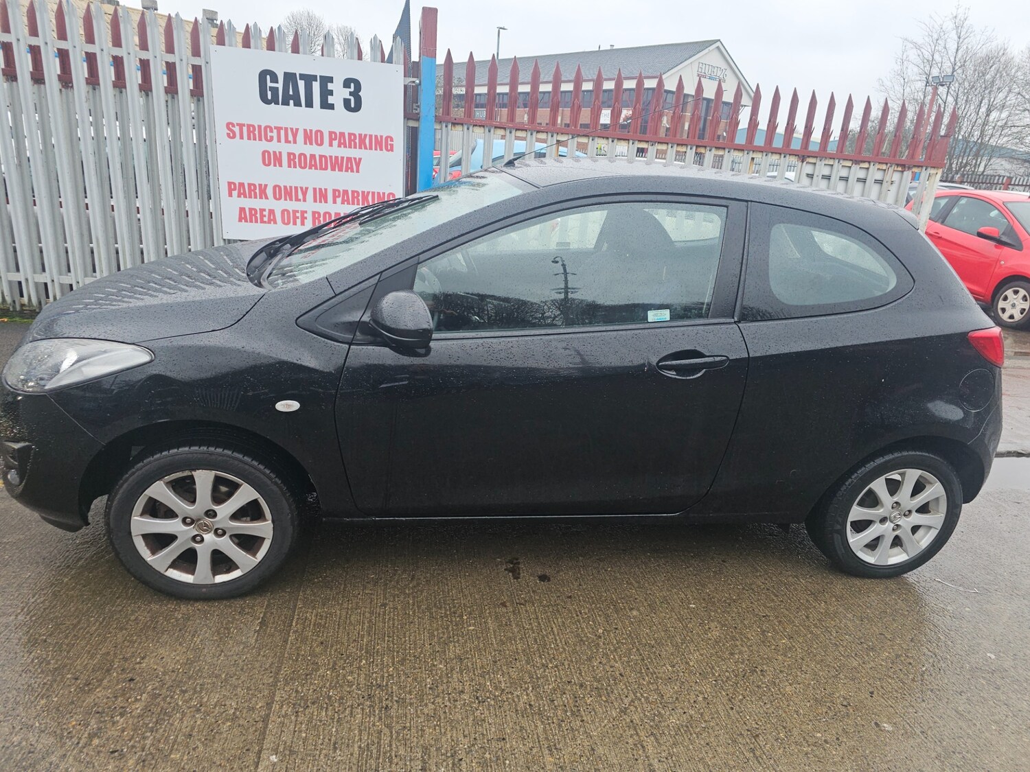Used Mazda Mazda2 2011 for sale - 77360861: Photo 7