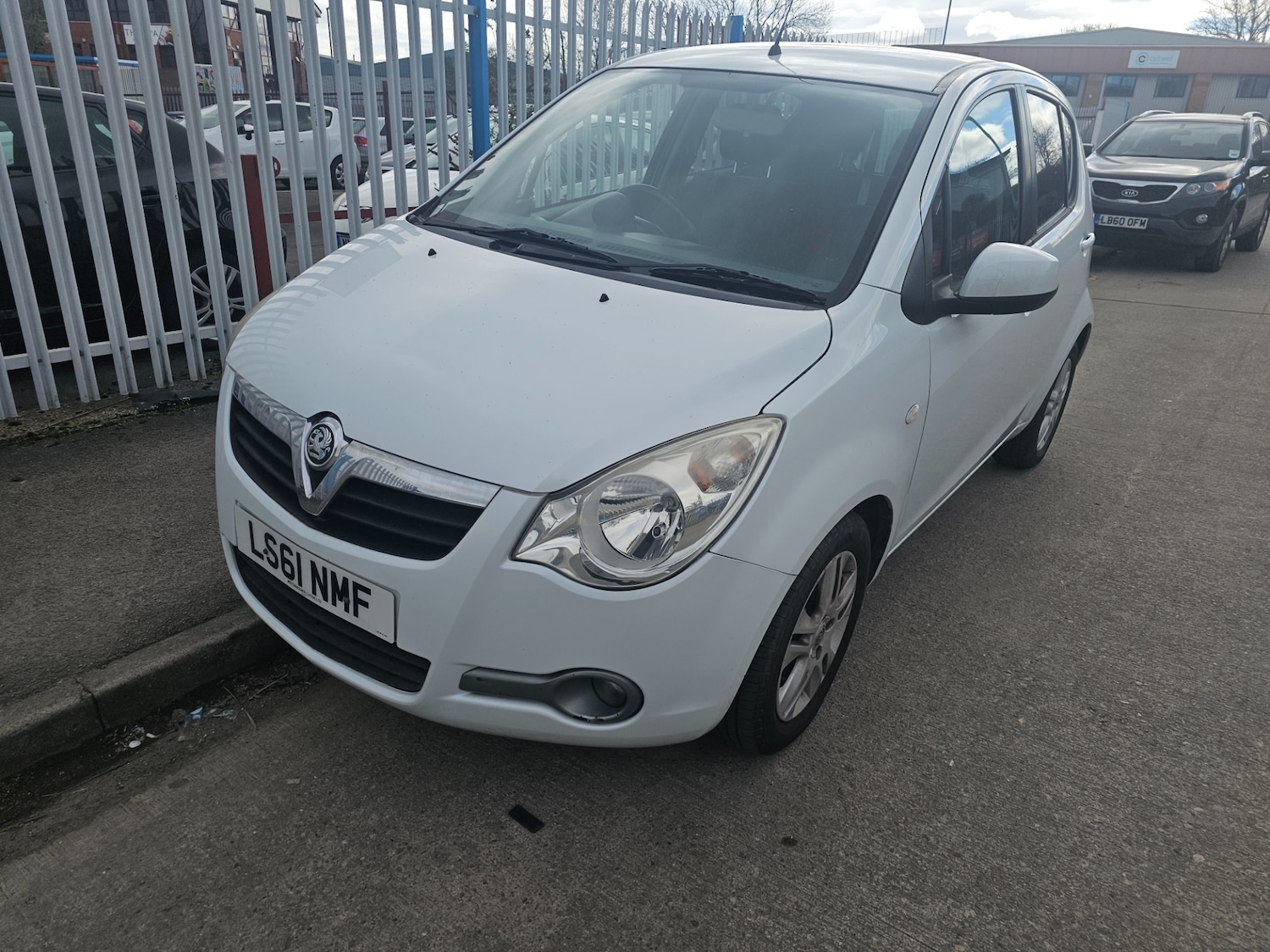 Used Vauxhall Agila 2011 for sale - 77822720: Photo 3