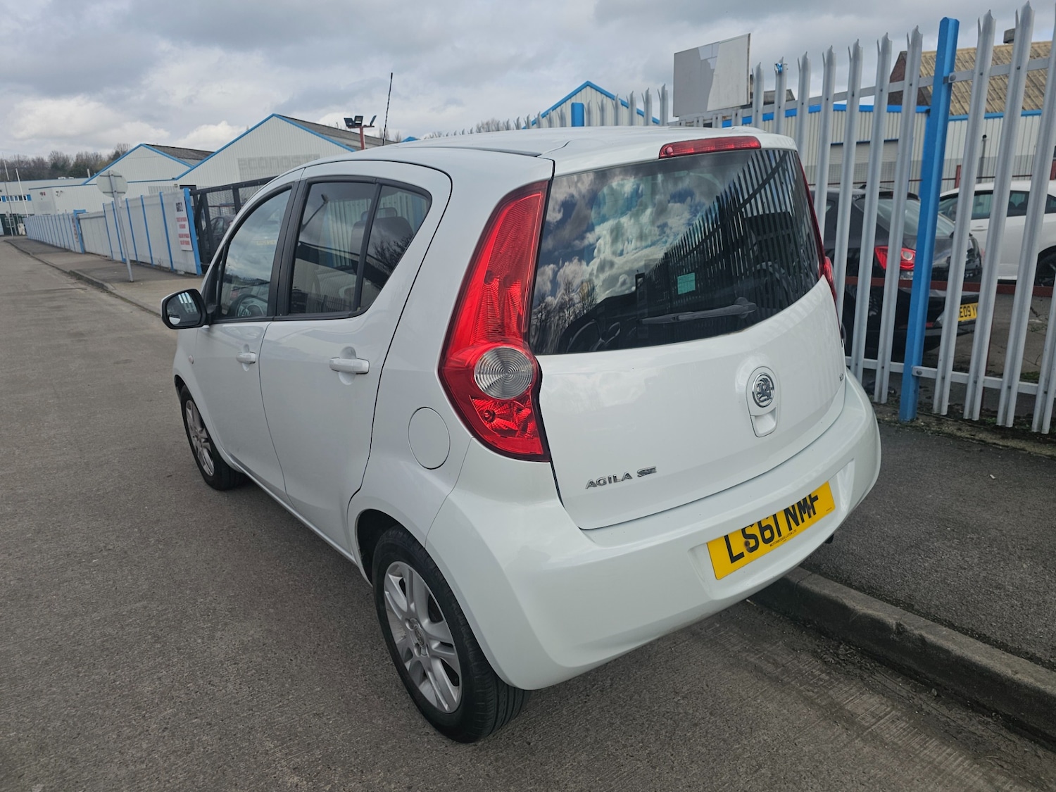Used Vauxhall Agila 2011 for sale - 77822720: Photo 7