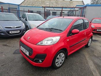 Used Peugeot 107 2014 for sale - 76792575: Photo