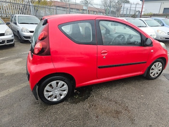 Used Peugeot 107 2014 for sale - 76792575: Photo