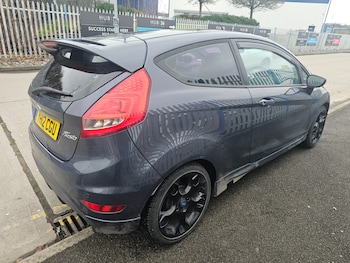 Used Ford Fiesta 2012 for sale - 77310519: Photo