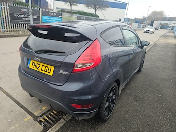 Used Ford Fiesta 2012 for sale - 77310519: Photo