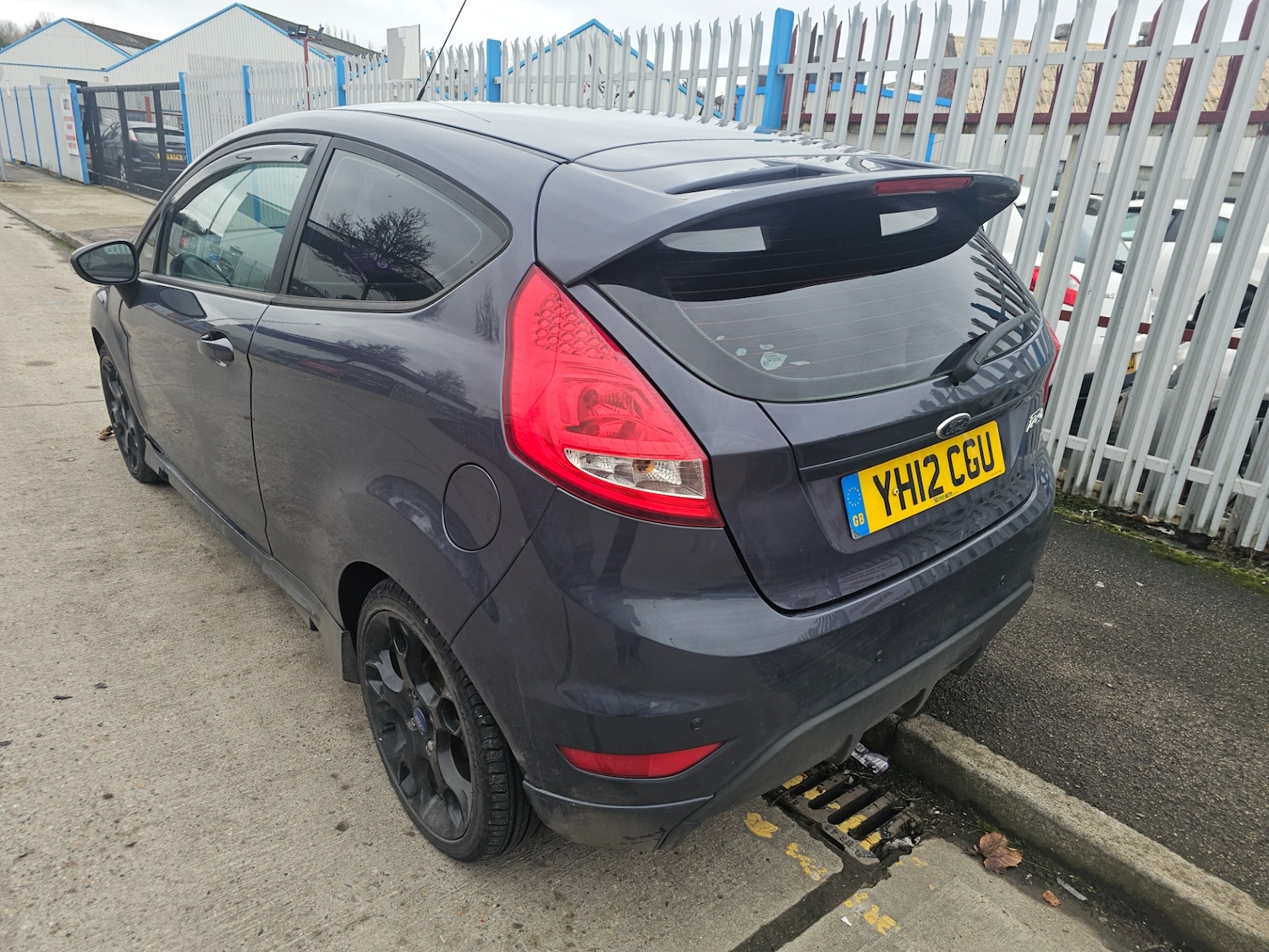 Used Ford Fiesta 2012 for sale - 77310519: Photo 6