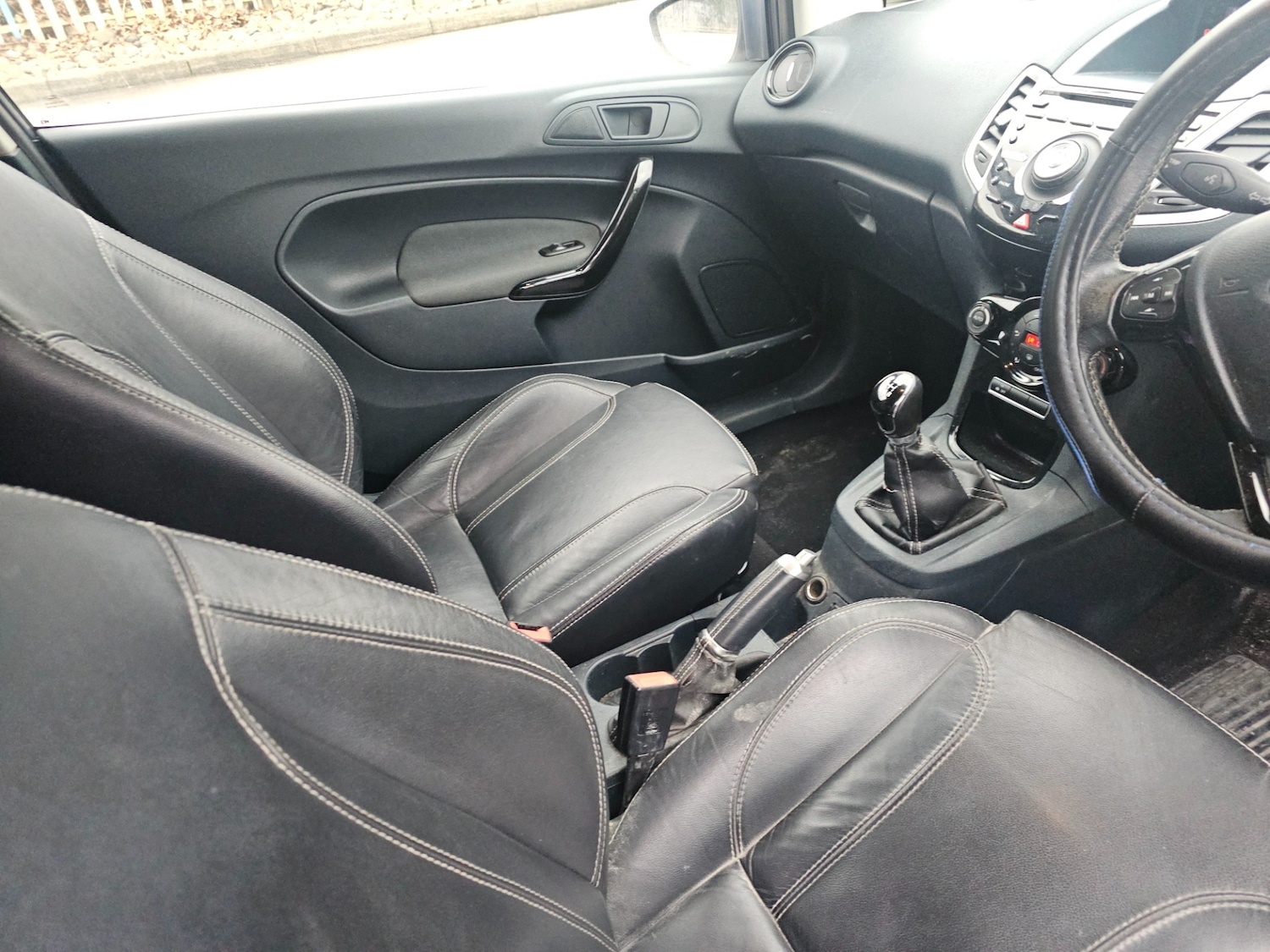 Used Ford Fiesta 2012 for sale - 77310519: Photo 9