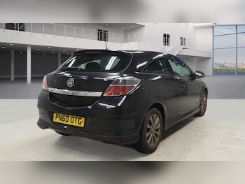 Used Vauxhall Astra 2010 for sale - 77232355: Photo