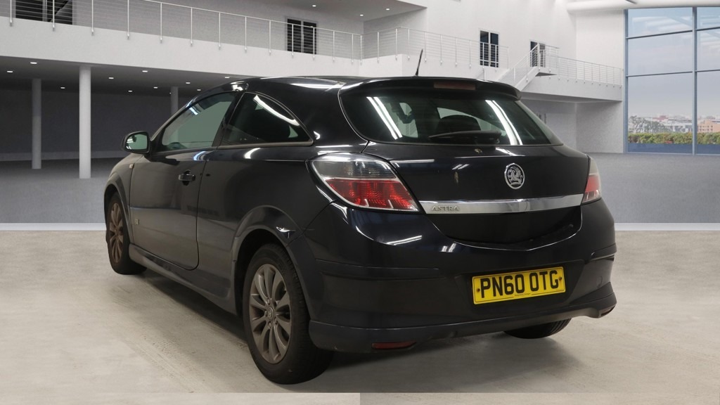 Used Vauxhall Astra 2010 for sale - 77232355: Photo 5