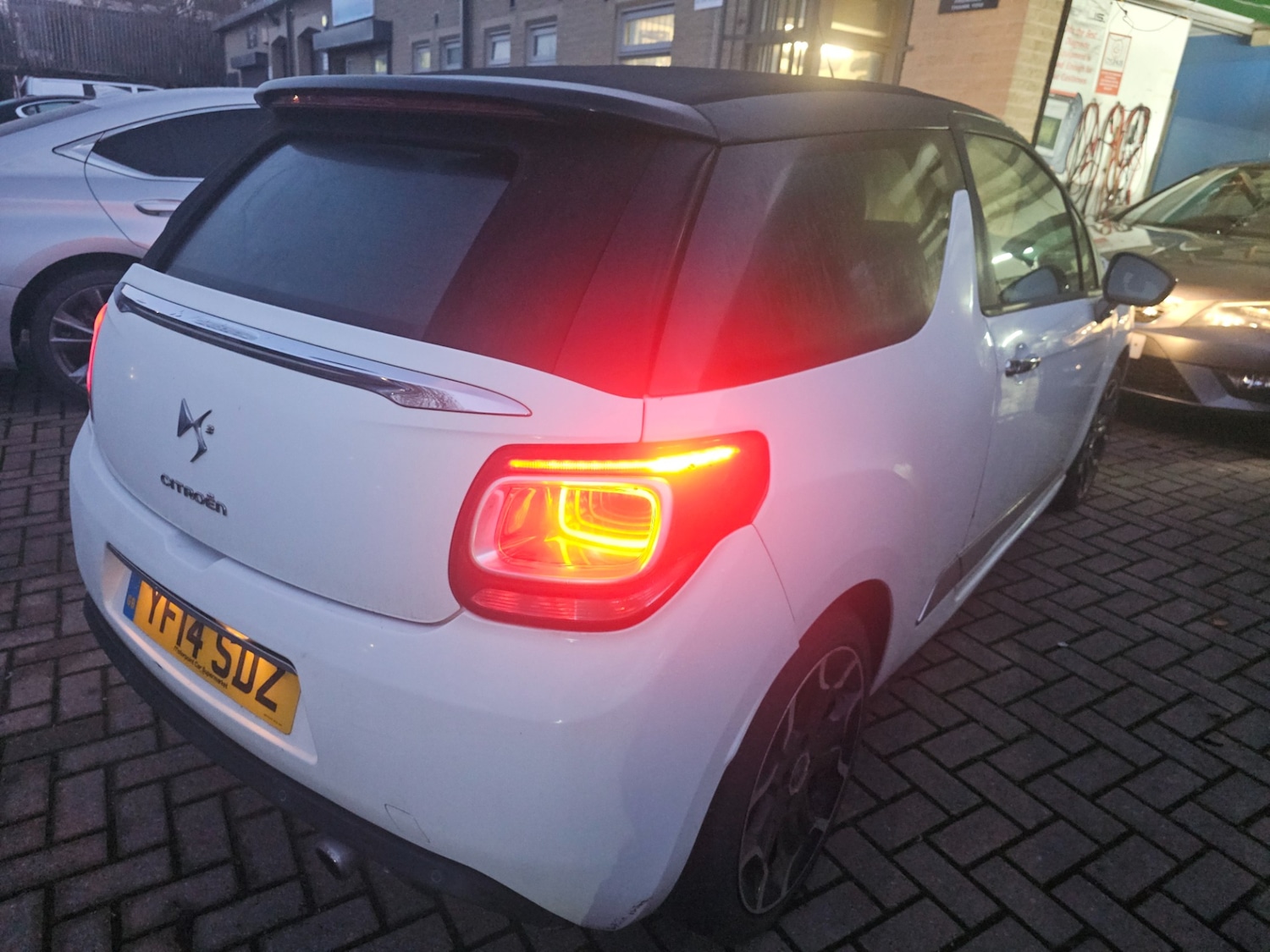 Used Citroen DS3 2014 for sale - 77232617: Photo 3