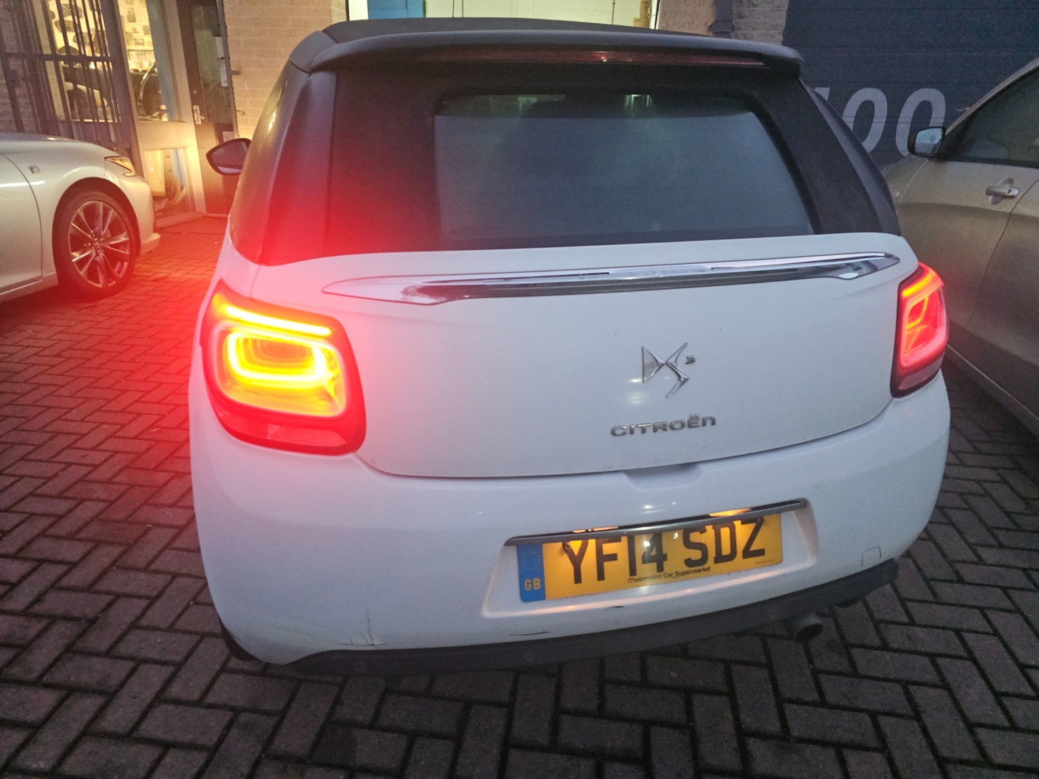 Used Citroen DS3 2014 for sale - 77232617: Photo 4