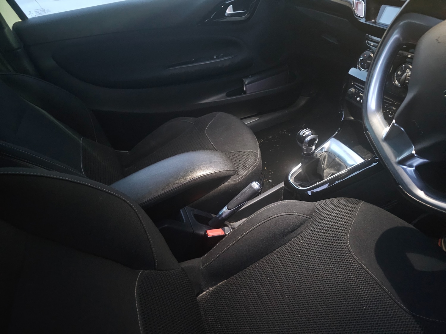 Used Citroen DS3 2014 for sale - 77232617: Photo 7