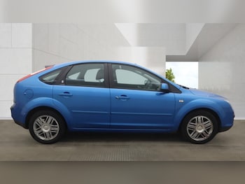 Used Ford Focus 2005 for sale - 79192400: Photo