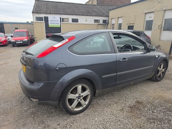 Used Ford Focus undefined for sale - 79761800: Photo