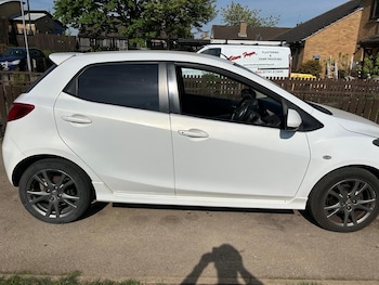 Used Mazda Mazda2 2011 for sale - 75457661: Photo